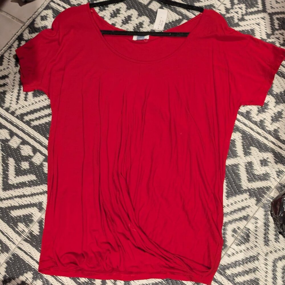 New With Tag- Women's Meeting Red Loose Fitting Old Navy Top